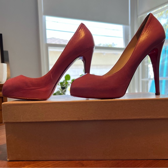 Christian Louboutin Pink Heels - Picture 5 of 11